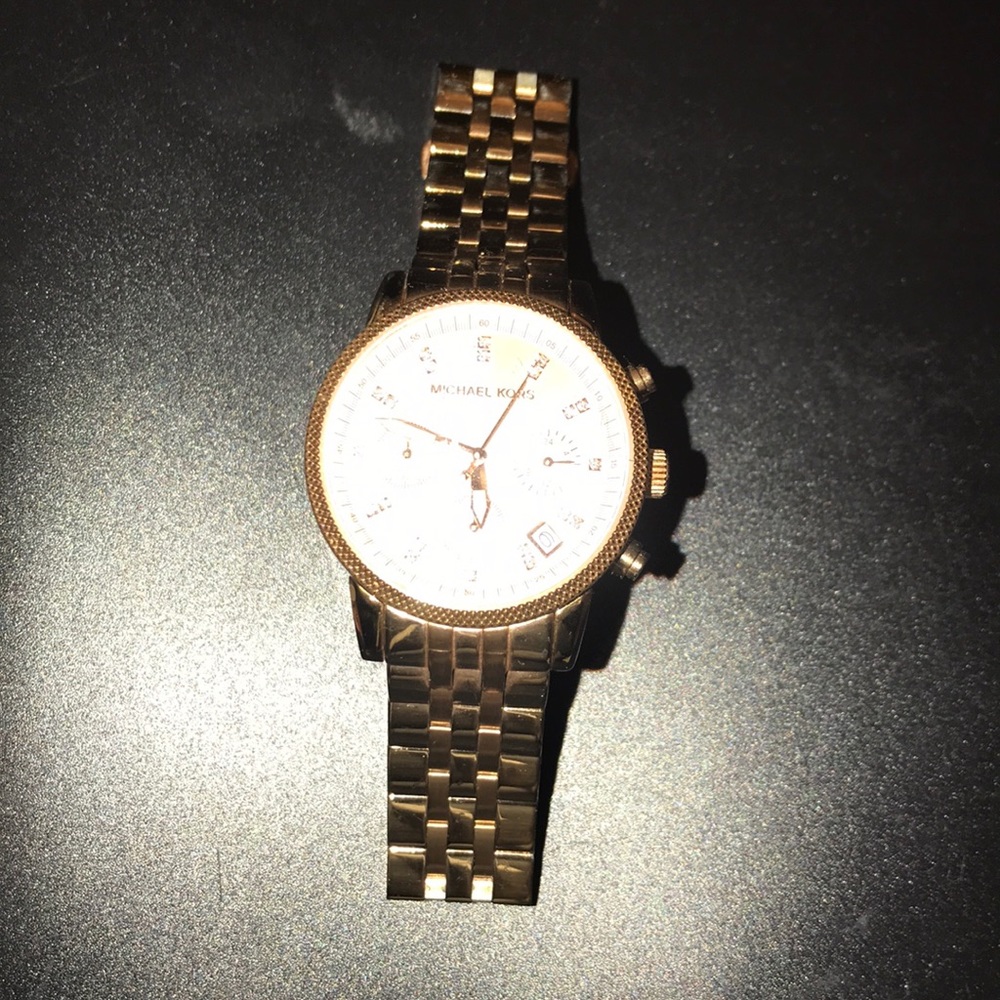 Micheal Kors Rose Gold Watch